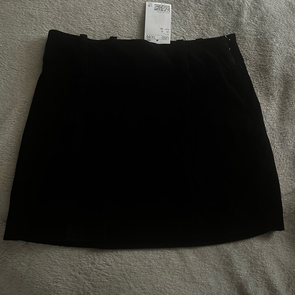 H&M Black Women's Mini Skirt